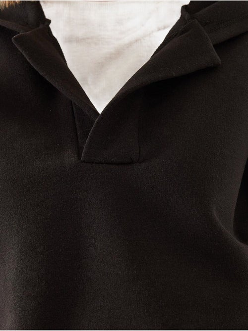 Sweatshirt met v-hals en capuchon lucci - Kiabi Sweatshirt met v-hals en capuchon lucci - Kiabi