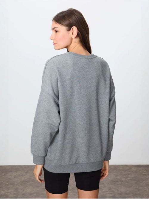 Sweatshirt oversize à col rond tommy - Kiabi Sweatshirt oversize à col rond tommy - Kiabi