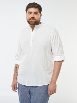T-shirt à col tunisien matière type crépon