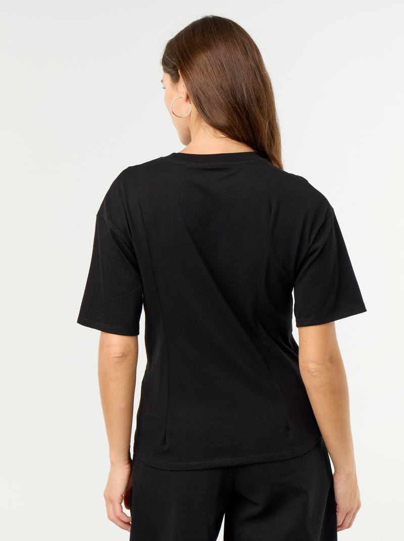 T-shirt à manches courtes avec bijou coquillage Noir - Kiabi