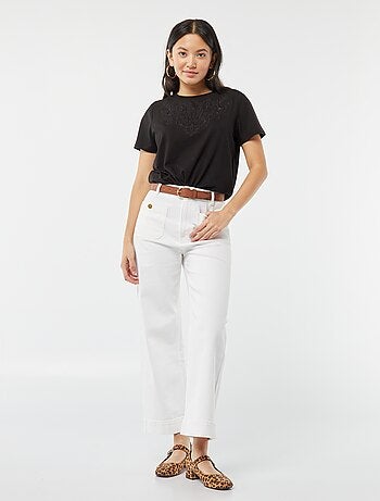 T-shirt à manches courtes avec broderies fantaisies