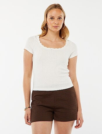 T-shirt à manches courtes avec dentelle et nœud fantaisiste