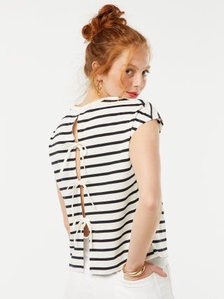 T-shirt à manches courtes avec dos ouvert
