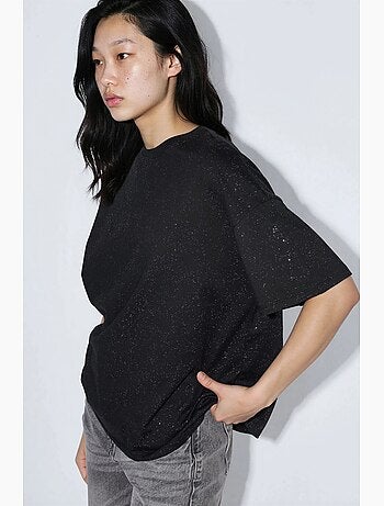 T-shirt à manches courtes et col rond à sequins busem