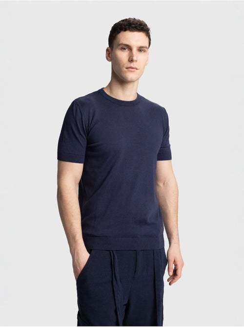 T-shirt à manches courtes et col rond élastique giesto - Kiabi T-shirt à manches courtes et col rond élastique giesto - Kiabi