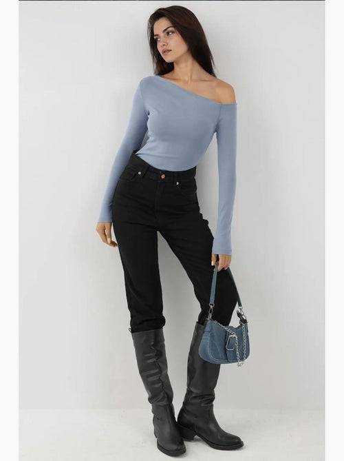 T-shirt aansluitend asymmetrische hals lange mouw hiccup - Kiabi T-shirt aansluitend asymmetrische hals lange mouw hiccup - Kiabi