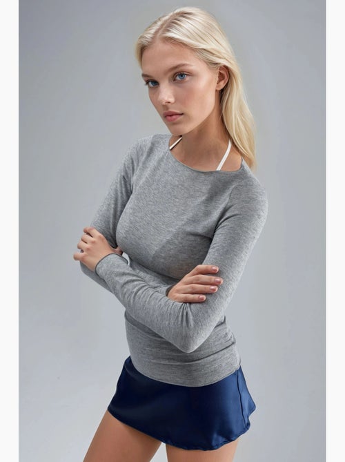 T-shirt aansluitend boothals lange mouw busem - Kiabi T-shirt aansluitend boothals lange mouw busem - Kiabi