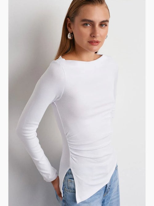 T-shirt aansluitend boothals lange mouw dilvin - Kiabi T-shirt aansluitend boothals lange mouw dilvin - Kiabi