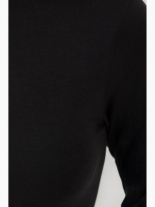 T-shirt aansluitend hoge hals lange mouw hiccup - Kiabi T-shirt aansluitend hoge hals lange mouw hiccup - Kiabi