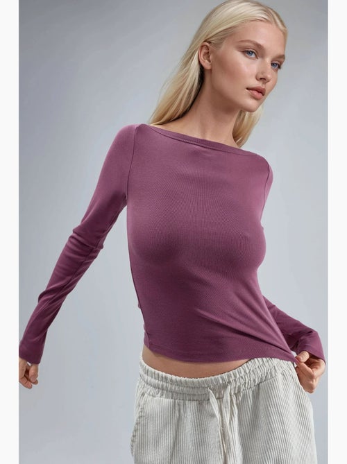 T-shirt aansluitend ribgebreid boothals lange mouw busem - Kiabi T-shirt aansluitend ribgebreid boothals lange mouw busem - Kiabi
