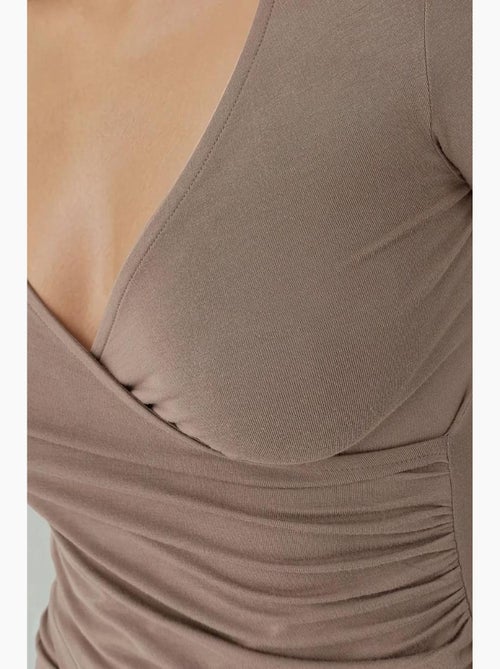 T-shirt aansluitend v-hals zacht lange mouw hiccup - Kiabi T-shirt aansluitend v-hals zacht lange mouw hiccup - Kiabi