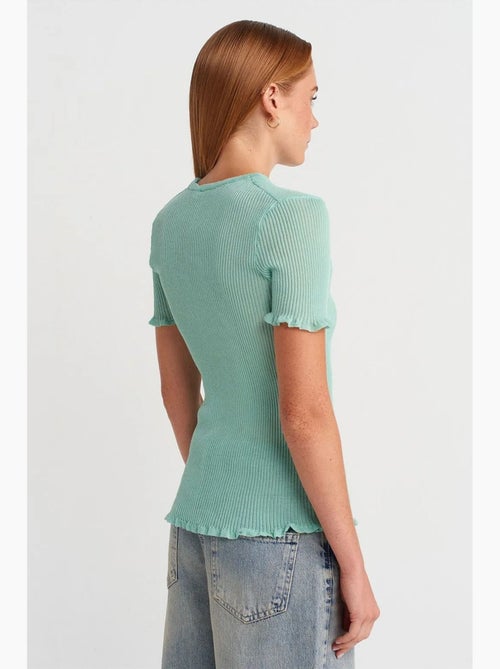 T-shirt ajusté côtelé volant manches courtes dilvin - Kiabi