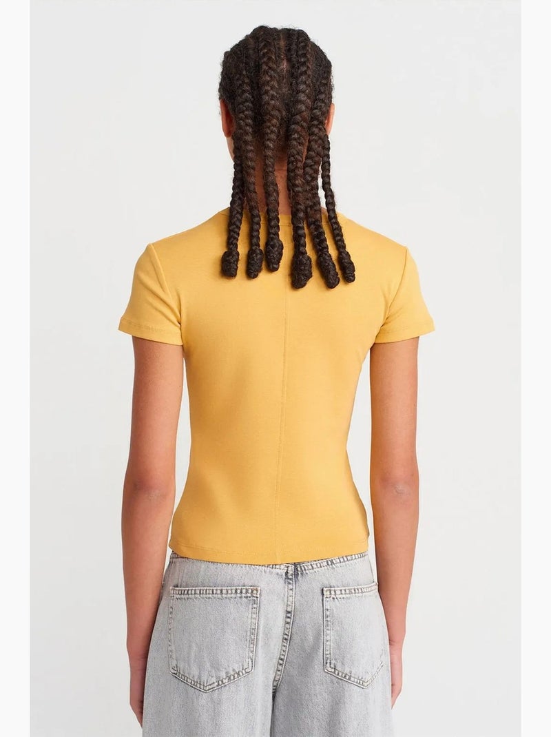 T-shirt ajusté en coton à col v dilvin Ambre - Kiabi
