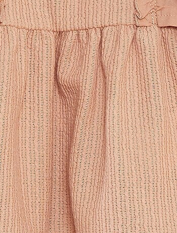 T-shirt ample à manches courtes avec broderie anglaise