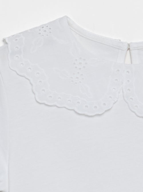 T-shirt avec col en broderies anglaises - Kiabi
