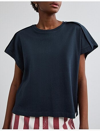 T-shirt avec des détails, mo fashion