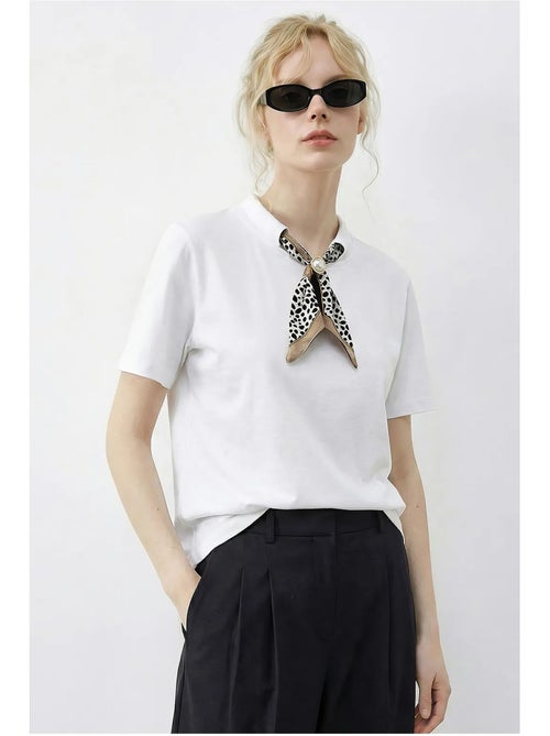 T-shirt basic à col rond avec détail accessoire lucci - Kiabi