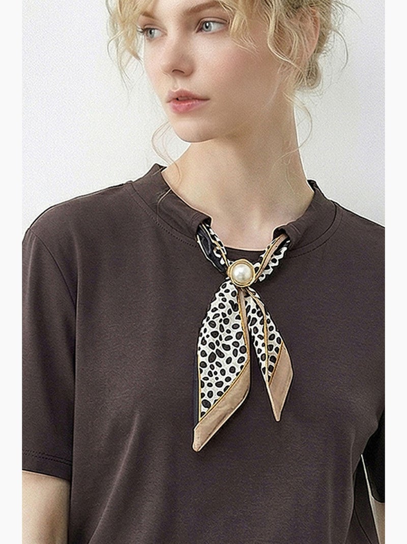T-shirt basic à col rond avec détail accessoire lucci Marron foncé - Kiabi