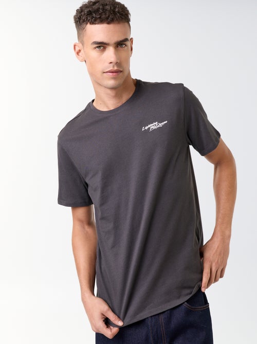 T-shirt 'Bliksem McQueen' 'Cars' 'Disney' 'Pixar' met korte mouwen - Kiabi T-shirt 'Bliksem McQueen' 'Cars' 'Disney' 'Pixar' met korte mouwen - Kiabi