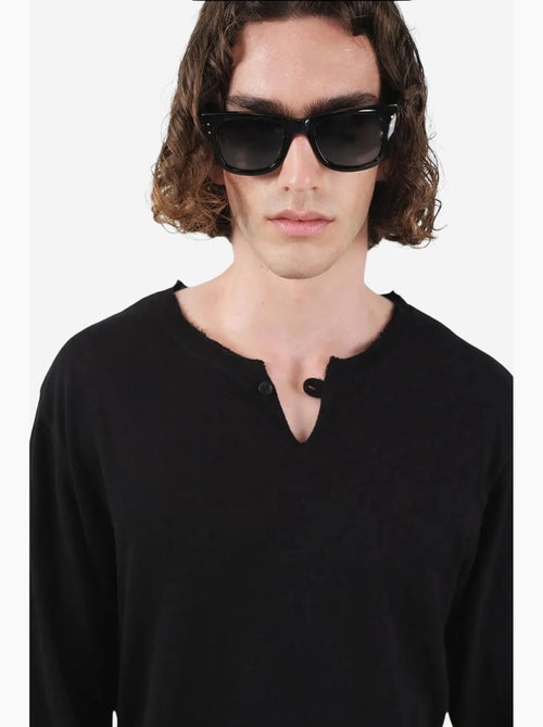 T-shirt col rond manches longues uni à boutons giesto - Kiabi T-shirt col rond manches longues uni à boutons giesto - Kiabi