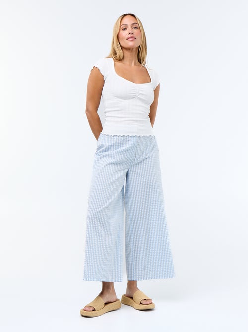 T-shirt côtelé à manches courtes avec manches volantées - Kiabi