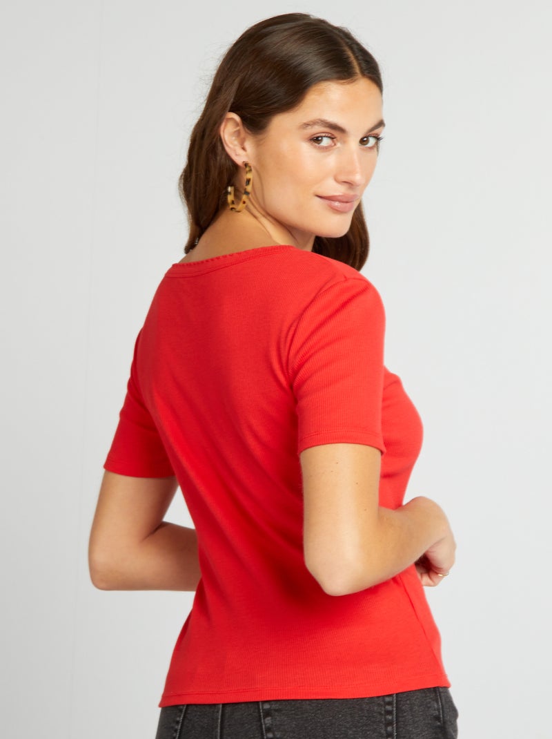 T-shirt côtelé fantaisie rouge - Kiabi
