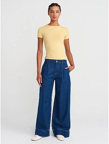 T-shirt court femme, coupe ajustée, col rond dilvin