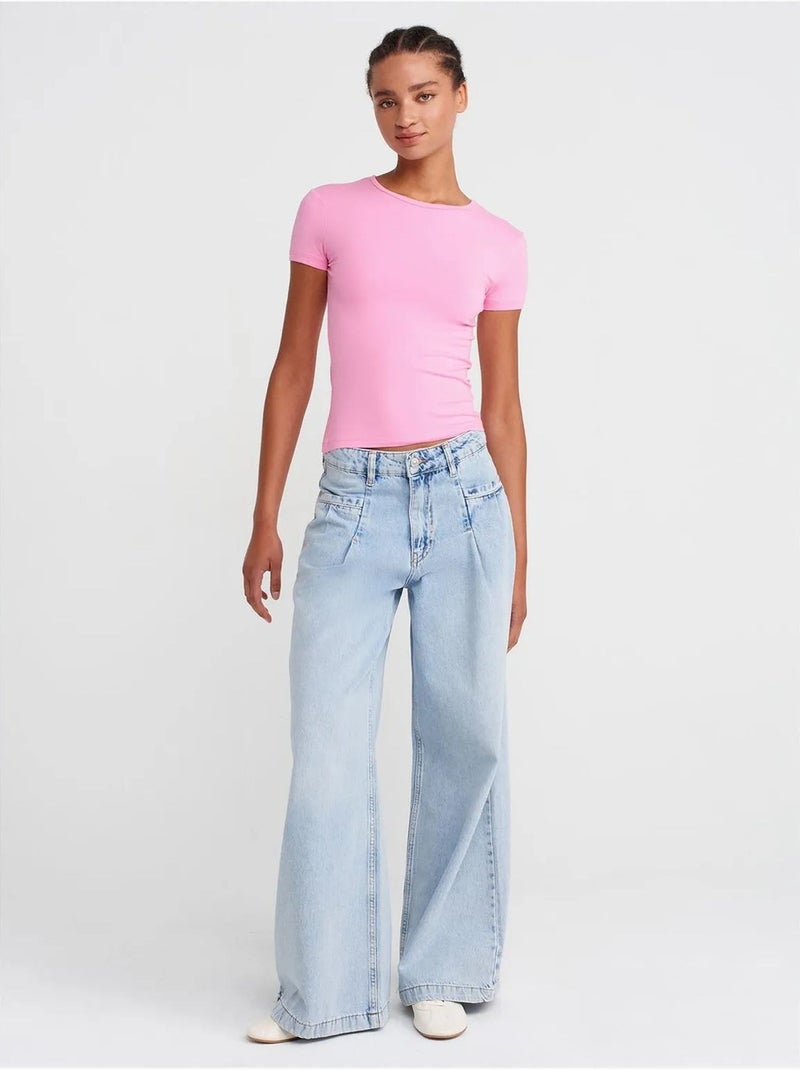 T-shirt court femme, coupe ajustée, col rond dilvin Rose fluo/Solinotes - Kiabi