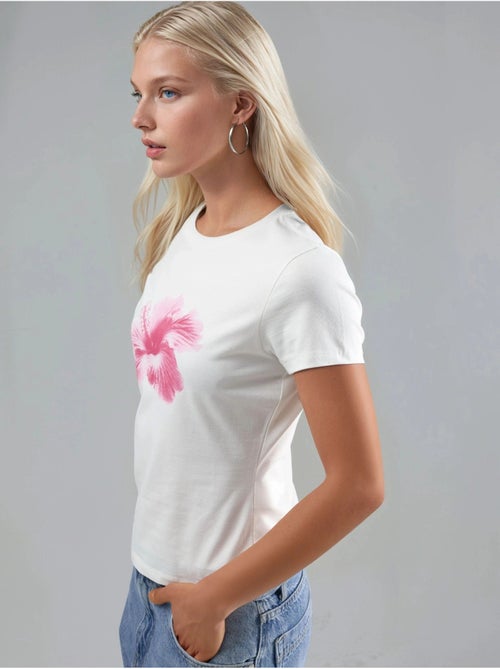 T-shirt court imprimé à col rond hiccup - Kiabi T-shirt court imprimé à col rond hiccup - Kiabi