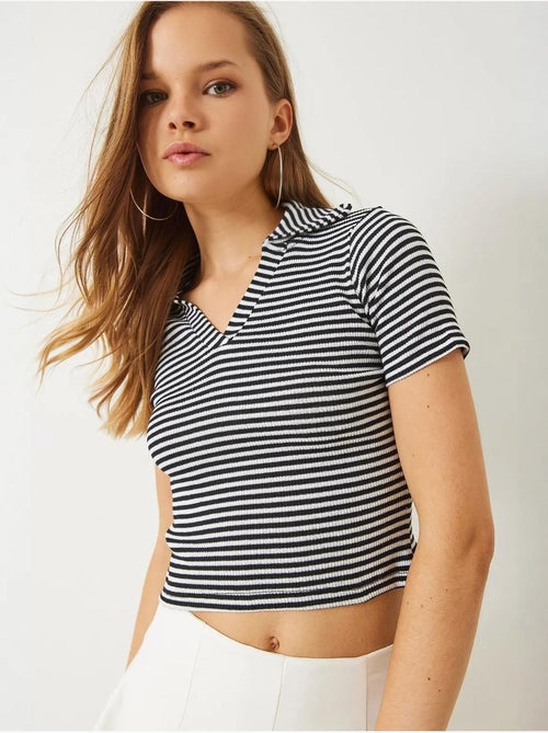 T-shirt court rayé , coupe ajustée, col chemise lucci - Kiabi