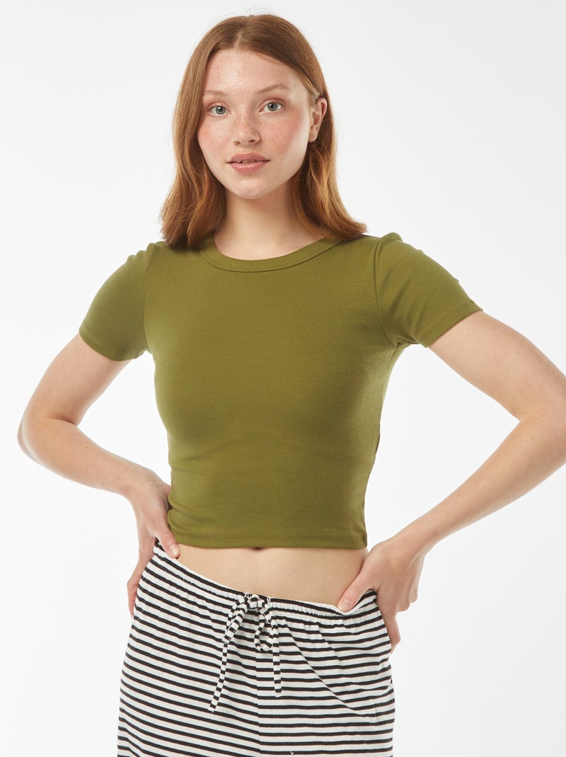 T-shirt cropped manches courtes Kaki - Kiabi