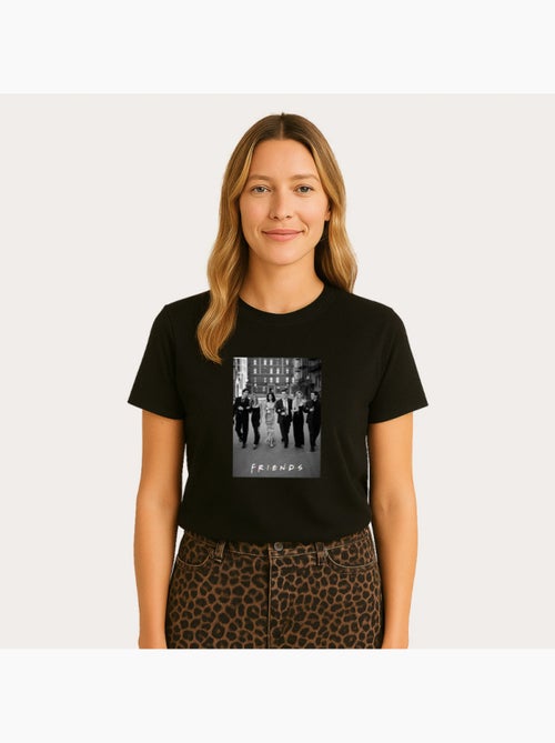 T-shirt Dames - FRIENDS OFFICIAL TV SHOW POSTER GRAPHIC - Kiabi T-shirt Dames - FRIENDS OFFICIAL TV SHOW POSTER GRAPHIC - Kiabi