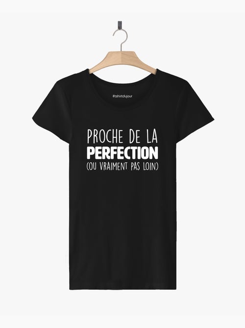 T-shirt Dames - PROCHE DE LA PERFECTION - Kiabi T-shirt Dames - PROCHE DE LA PERFECTION - Kiabi