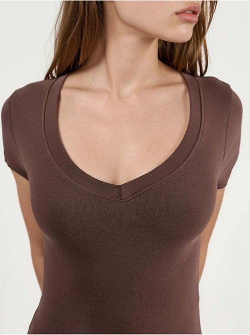 T-shirt élastique à manches courtes avec col en v busem - Kiabi