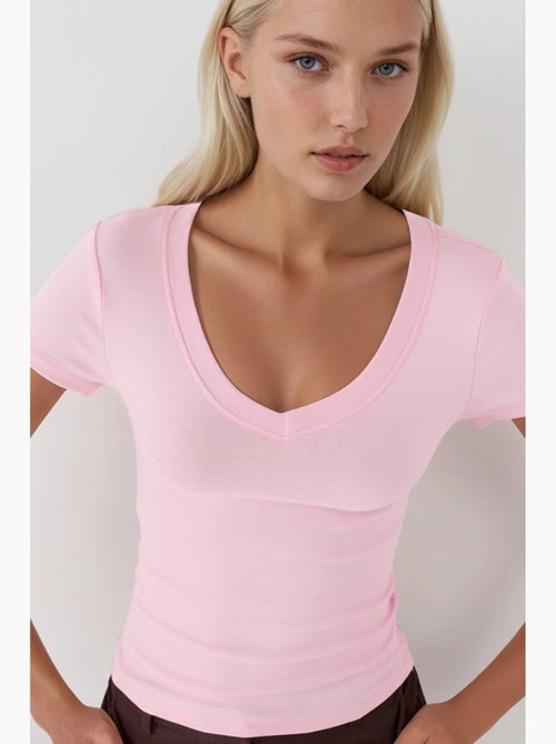 T-shirt élastique à manches courtes avec col en v busem - Kiabi