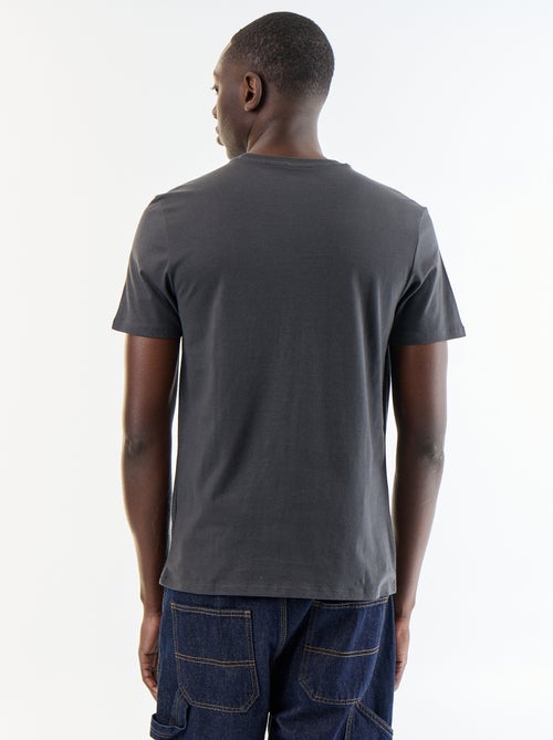 T-shirt en coton à col rond pour homme avec motif placé - Kiabi T-shirt en coton à col rond pour homme avec motif placé - Kiabi