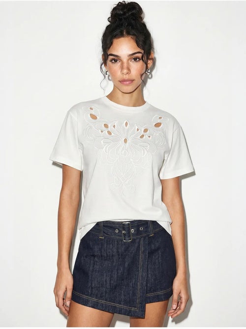 T-shirt en coton brodé à col rond lucci - Kiabi