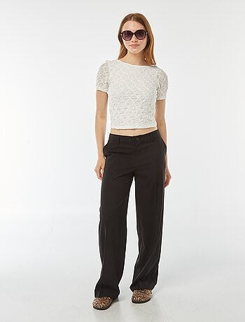 T-shirt en dentelle avec dos nu