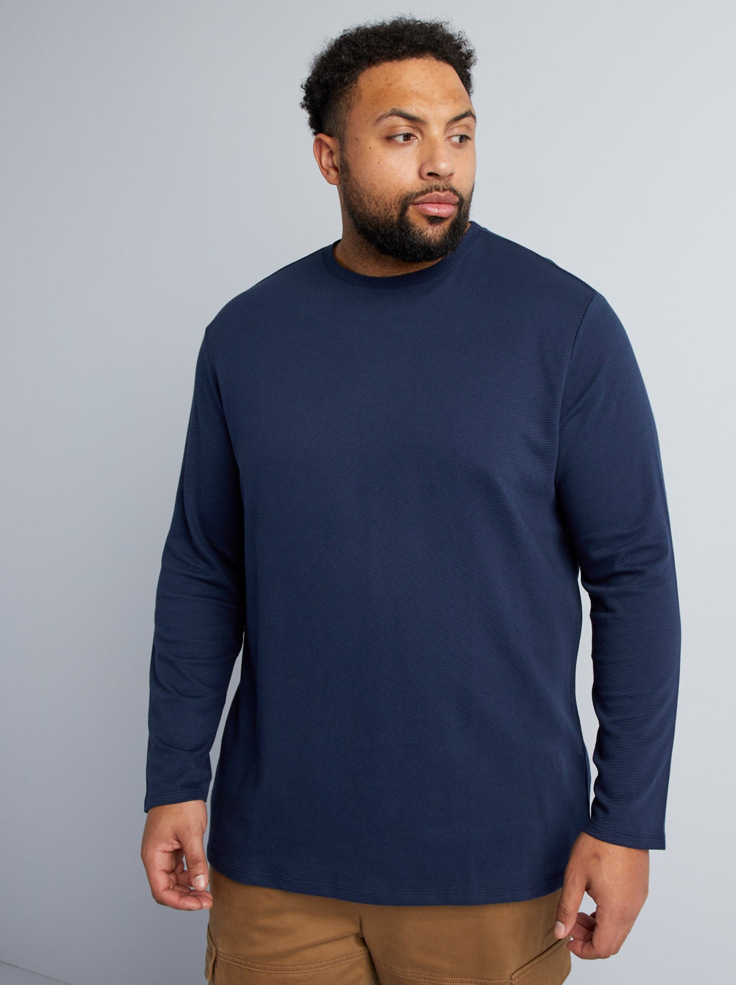 Tee-shirt bleu clair, manches courtes - Vêtements
