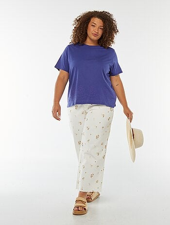 T-shirt en jersey effet broderie à la base