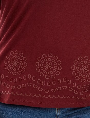 T-shirt en jersey effet broderie à la base