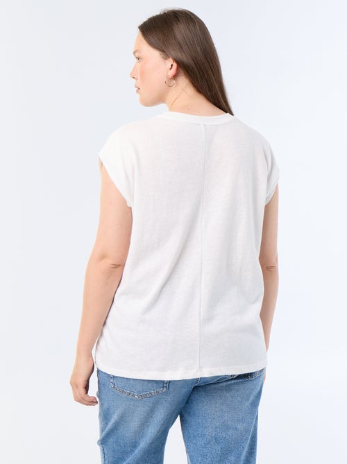 T-shirt en jersey sans manches avec petite broderie poitrine - Kiabi