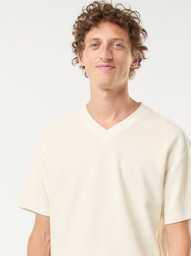 T-shirt en maille col V Beige - Kiabi