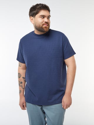 T-shirt en maille fantaisie avec manches courtes