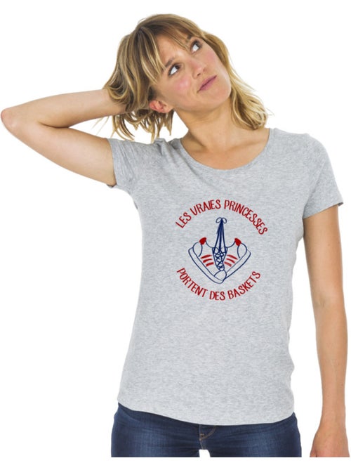 T-shirt Femme - LES VRAIES PRINCESSES PORTENT DES BASKETS - Kiabi T-shirt Femme - LES VRAIES PRINCESSES PORTENT DES BASKETS - Kiabi
