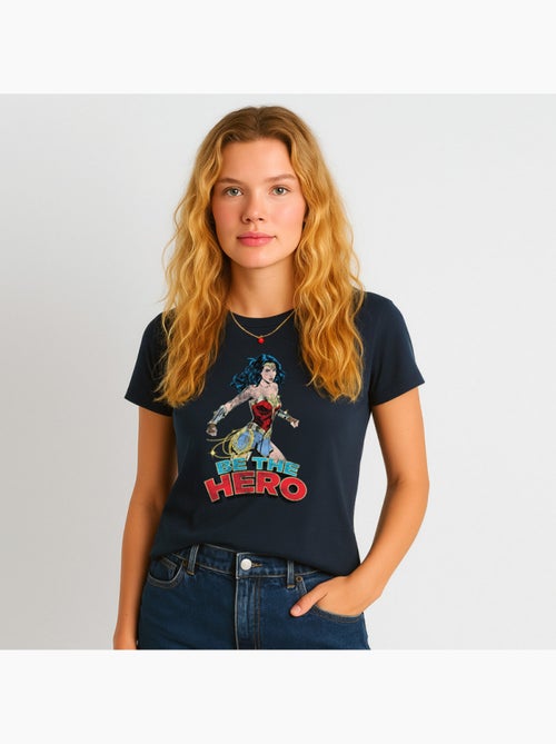 T-shirt Femme - WONDER WOMAN BE THE HERO 2 - Kiabi T-shirt Femme - WONDER WOMAN BE THE HERO 2 - Kiabi