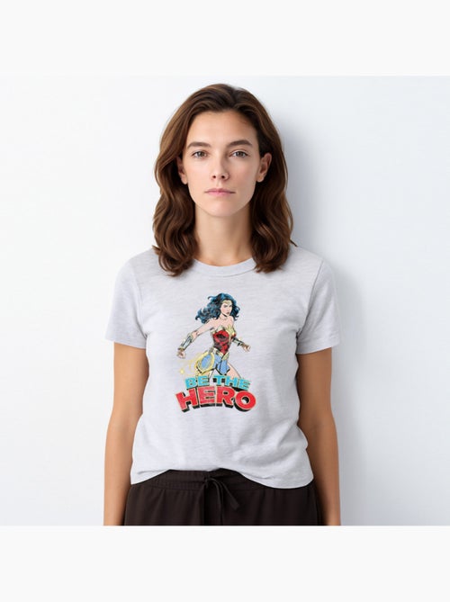 T-shirt Femme - WONDER WOMAN BE THE HERO 2 - Kiabi T-shirt Femme - WONDER WOMAN BE THE HERO 2 - Kiabi