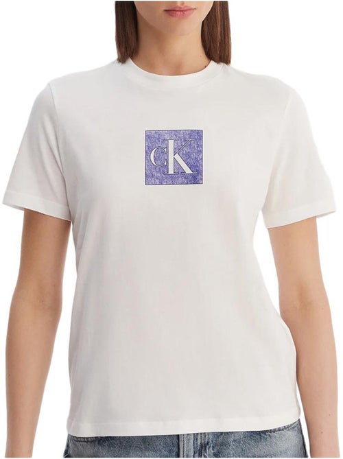 T-Shirt Femme Calvin Klein Jeans - Kiabi T-Shirt Femme Calvin Klein Jeans - Kiabi
