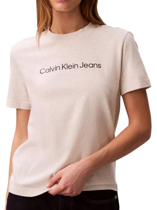 T-Shirt Femme Calvin Klein Jeans - Kiabi T-Shirt Femme Calvin Klein Jeans - Kiabi
