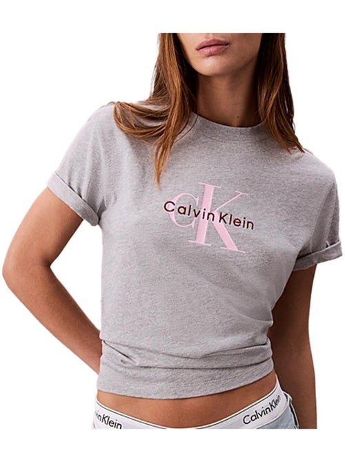 T-Shirt Femme Calvin Klein Jeans - Kiabi T-Shirt Femme Calvin Klein Jeans - Kiabi